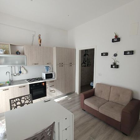 Appartement Angolo Di Liberta à Bari Extérieur photo