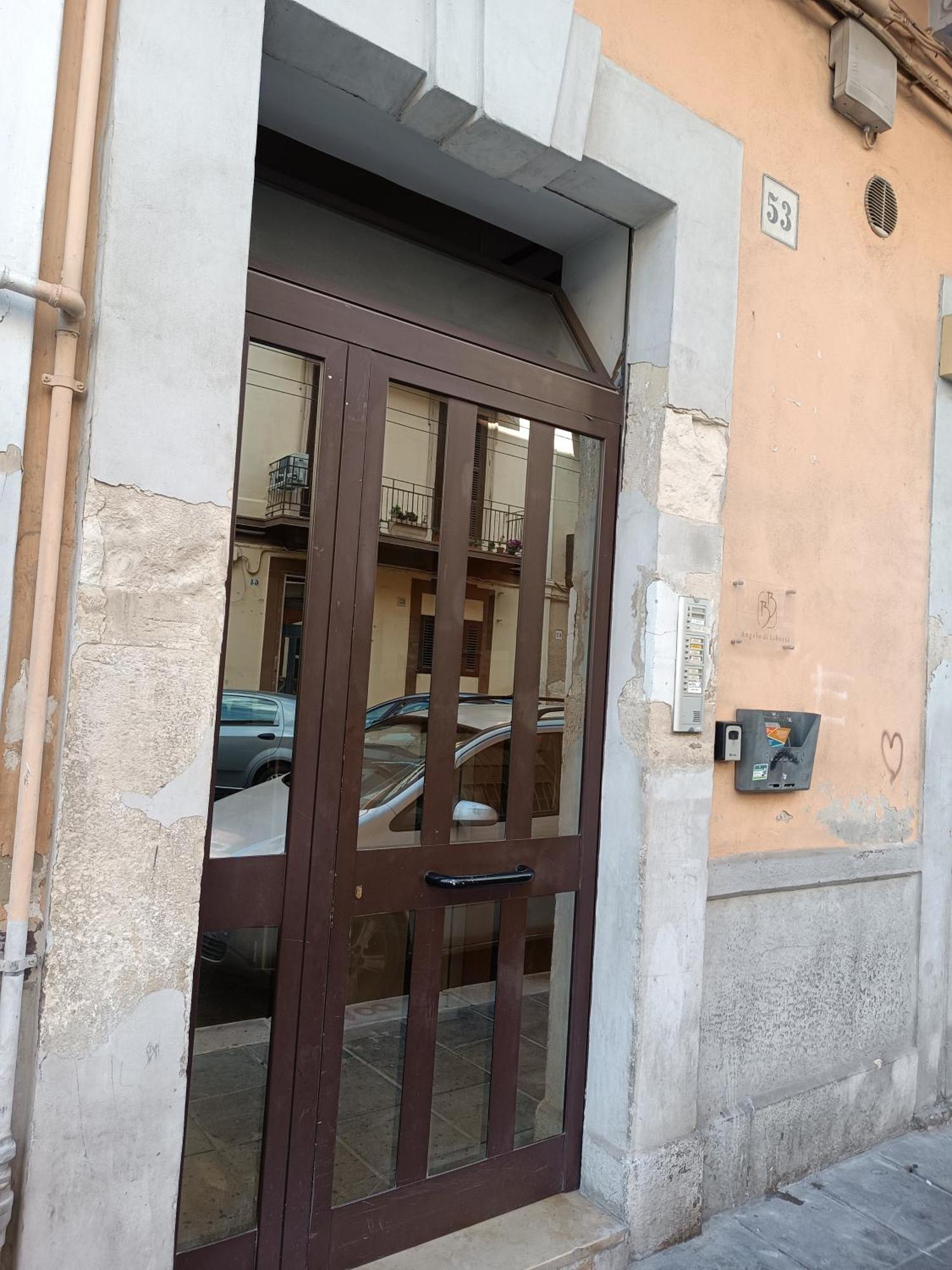 Appartement Angolo Di Liberta à Bari Extérieur photo